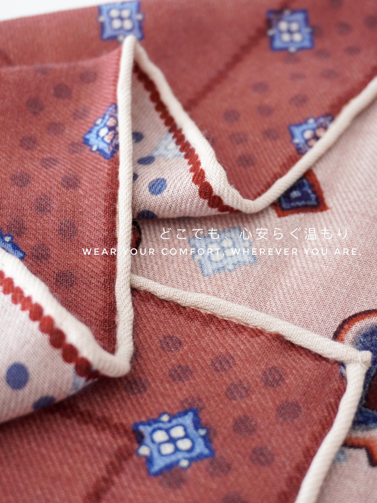 庭光雅韻｜薄手ウールスクエアスカーフ｜Garden Elegance | Lightweight Wool Square Scarf