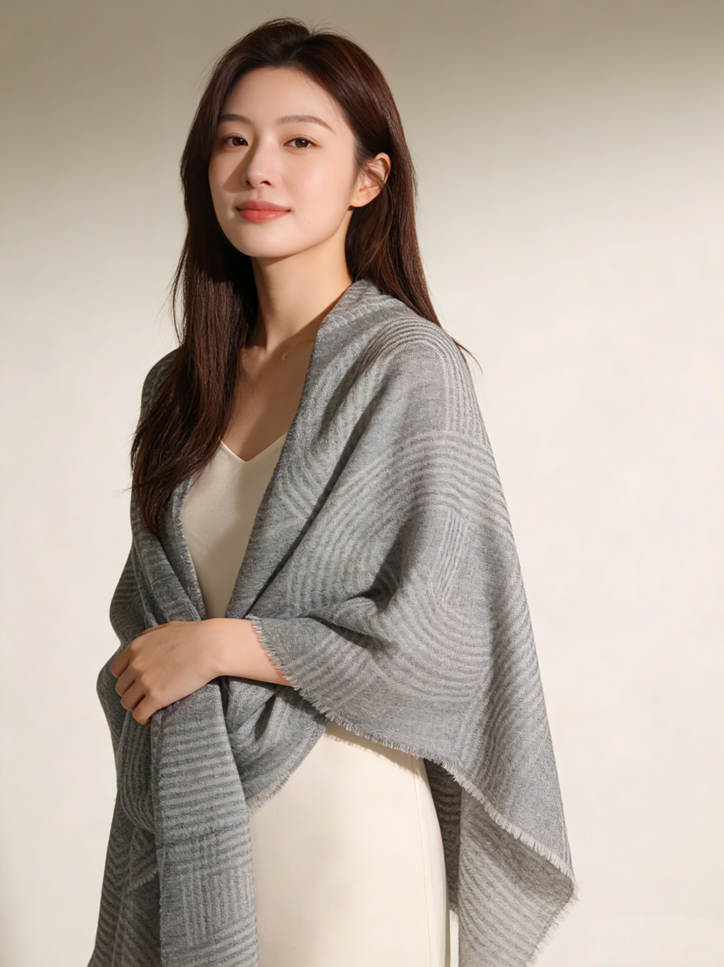 薄手ウール100％ストール・大判・軽やか（ダークグレー）｜100% Lightweight Wool Scarf（Dark Gray）