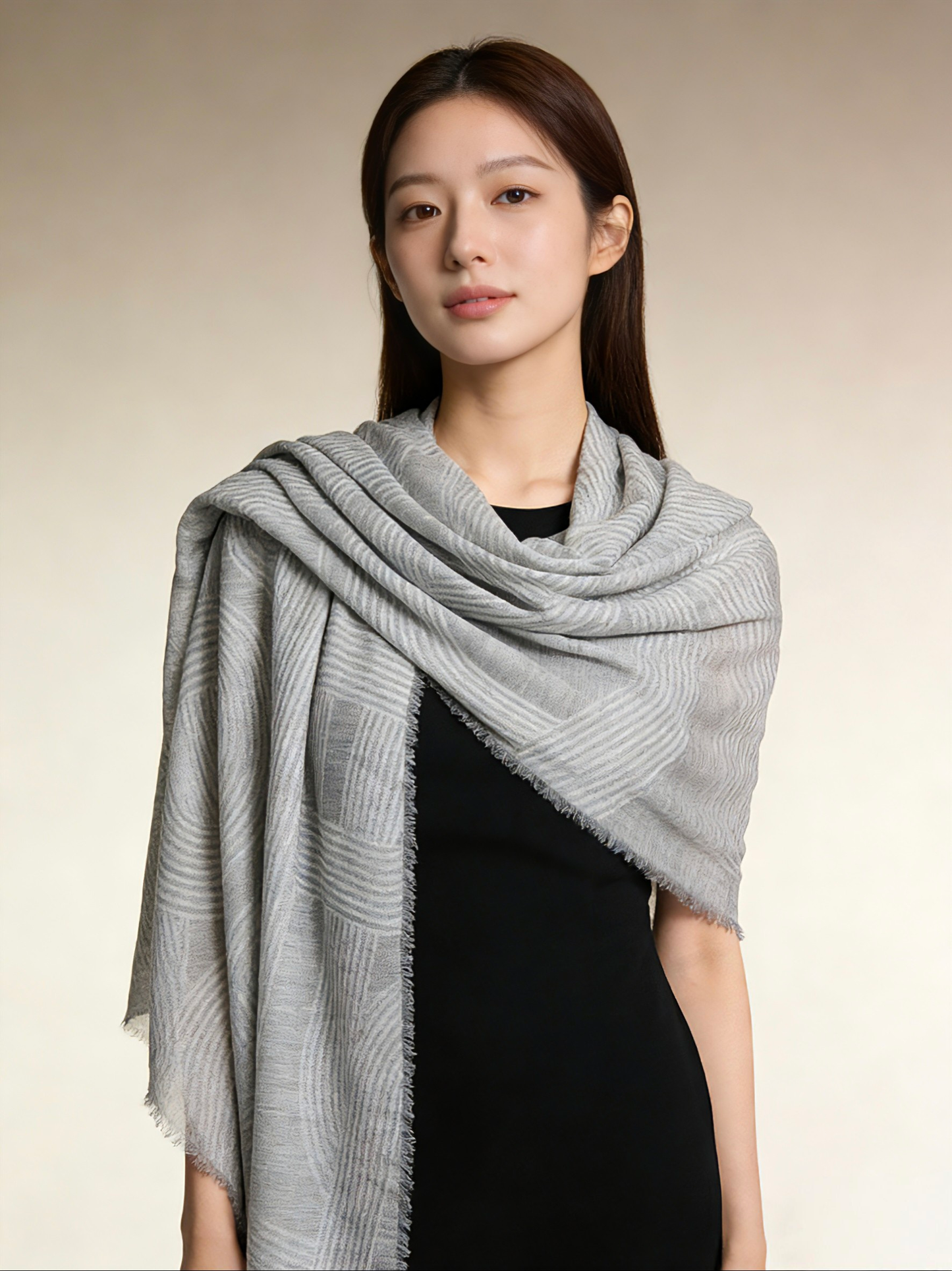 薄手ウール100％ストール・大判・軽やか（ライトグレー）｜100% Lightweight Wool Scarf（Light Gray）
