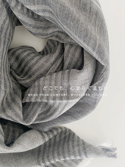 薄手ウール100％ストール・大判・軽やか（ダークグレー）｜100% Lightweight Wool Scarf（Dark Gray）