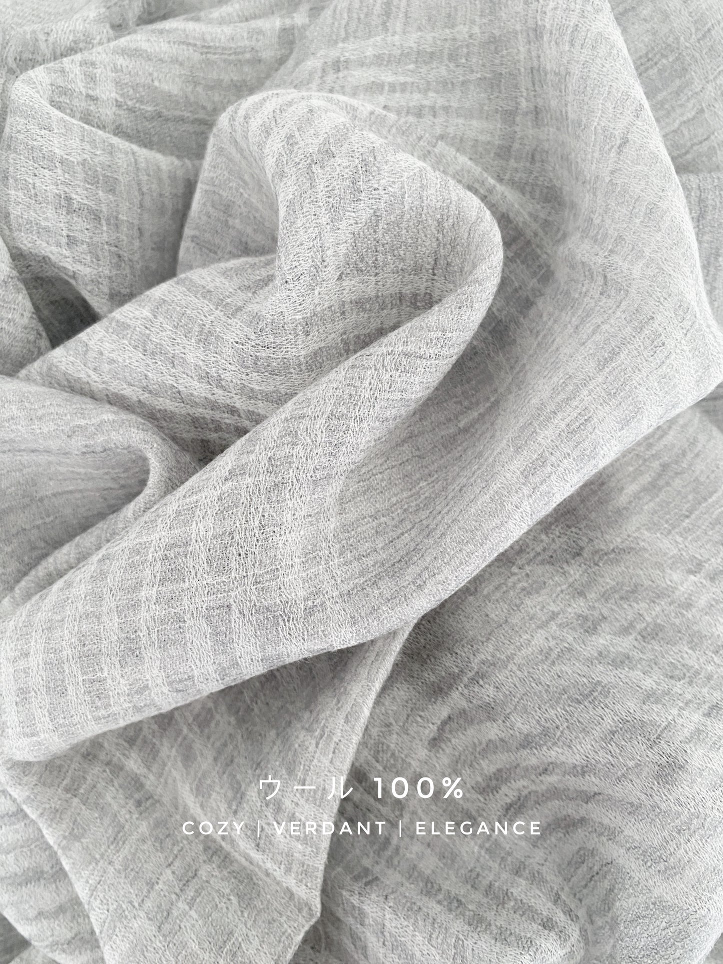 薄手ウール100％ストール・大判・軽やか（ライトグレー）｜100% Lightweight Wool Scarf（Light Gray）